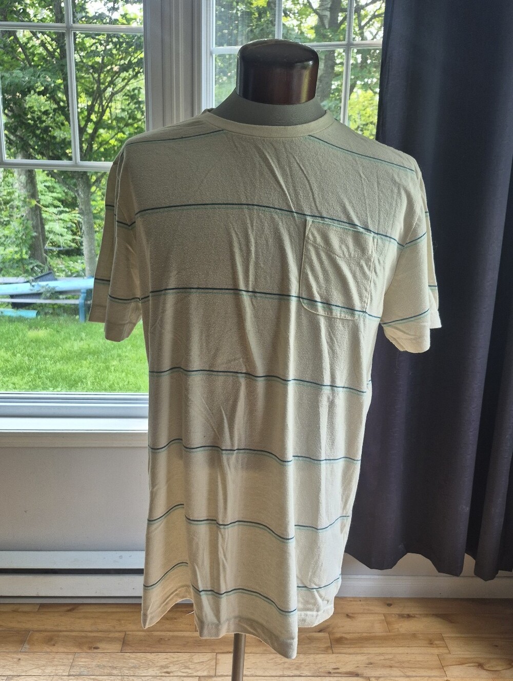 O'Neil Men's Cream Short-Sleeve Pocket Tee with Thin Green Stripes